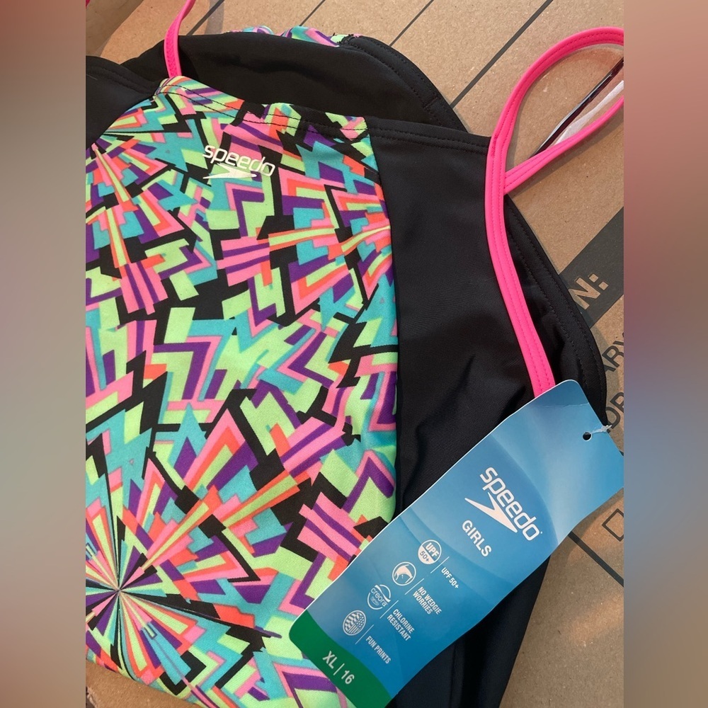 Girls Speedo XL Swimsuit with Pink Trim - Picture 2 of 4